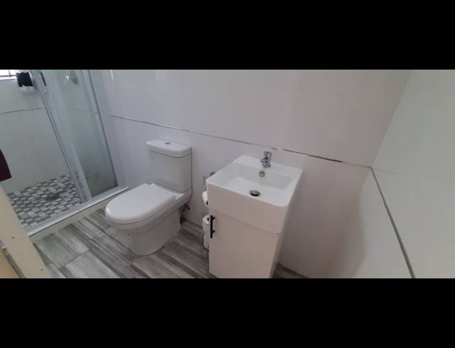 1 BEDROOM TOWNHOUSE RENTED IN MOUNT PLEASANT